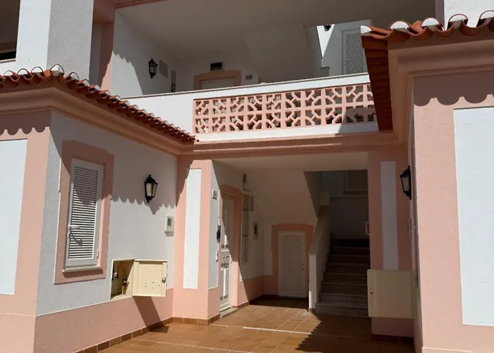 Lägenhet D'el Rey Pool & Golf House